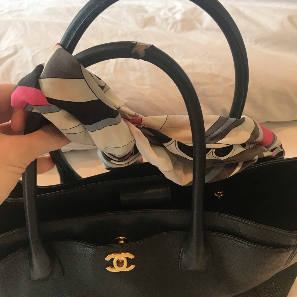 Chanel Purse - Picture 3 of 4